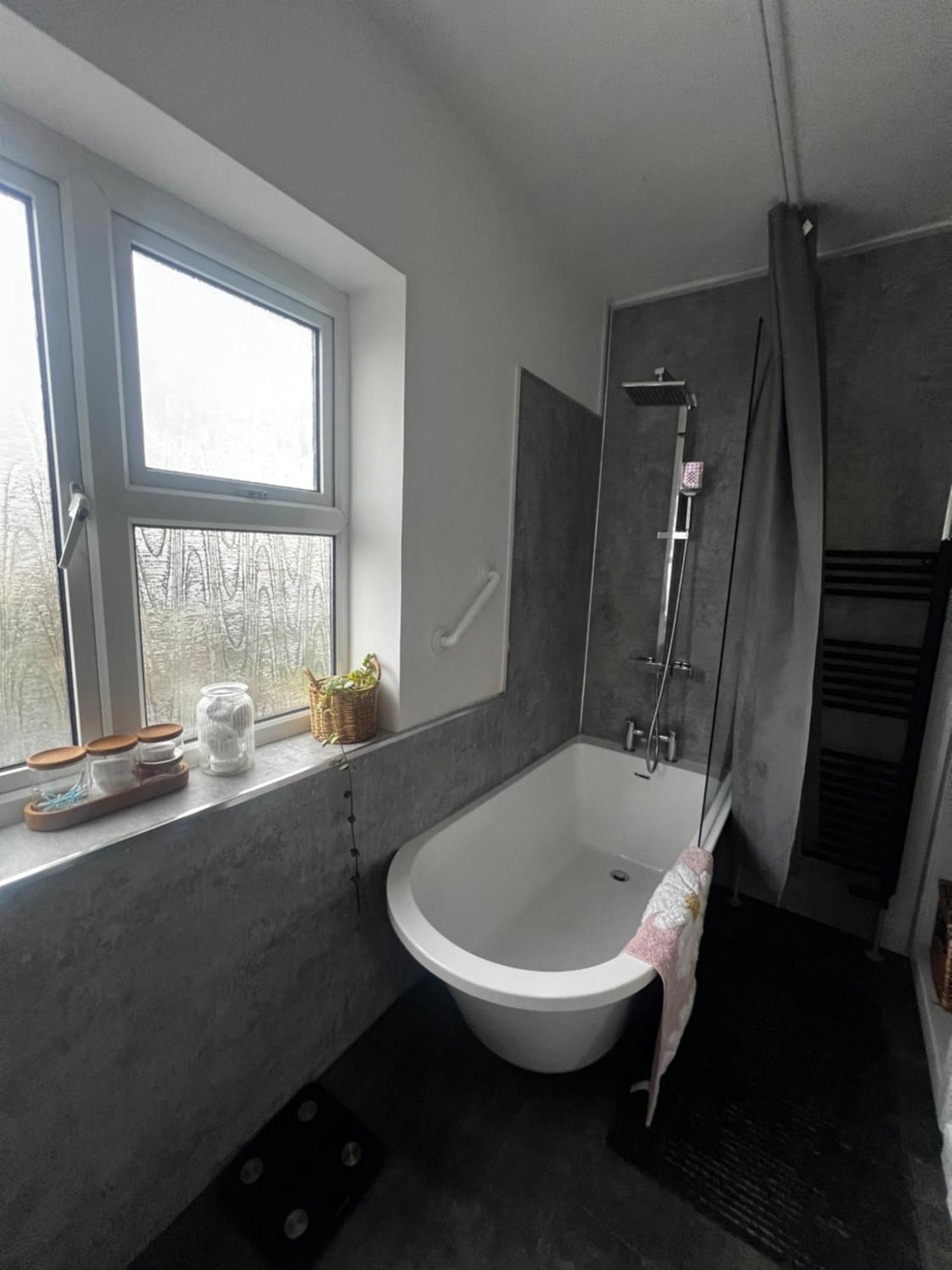 Warm And Cosy City Centre Home Near Train Station Chichester Exterior foto