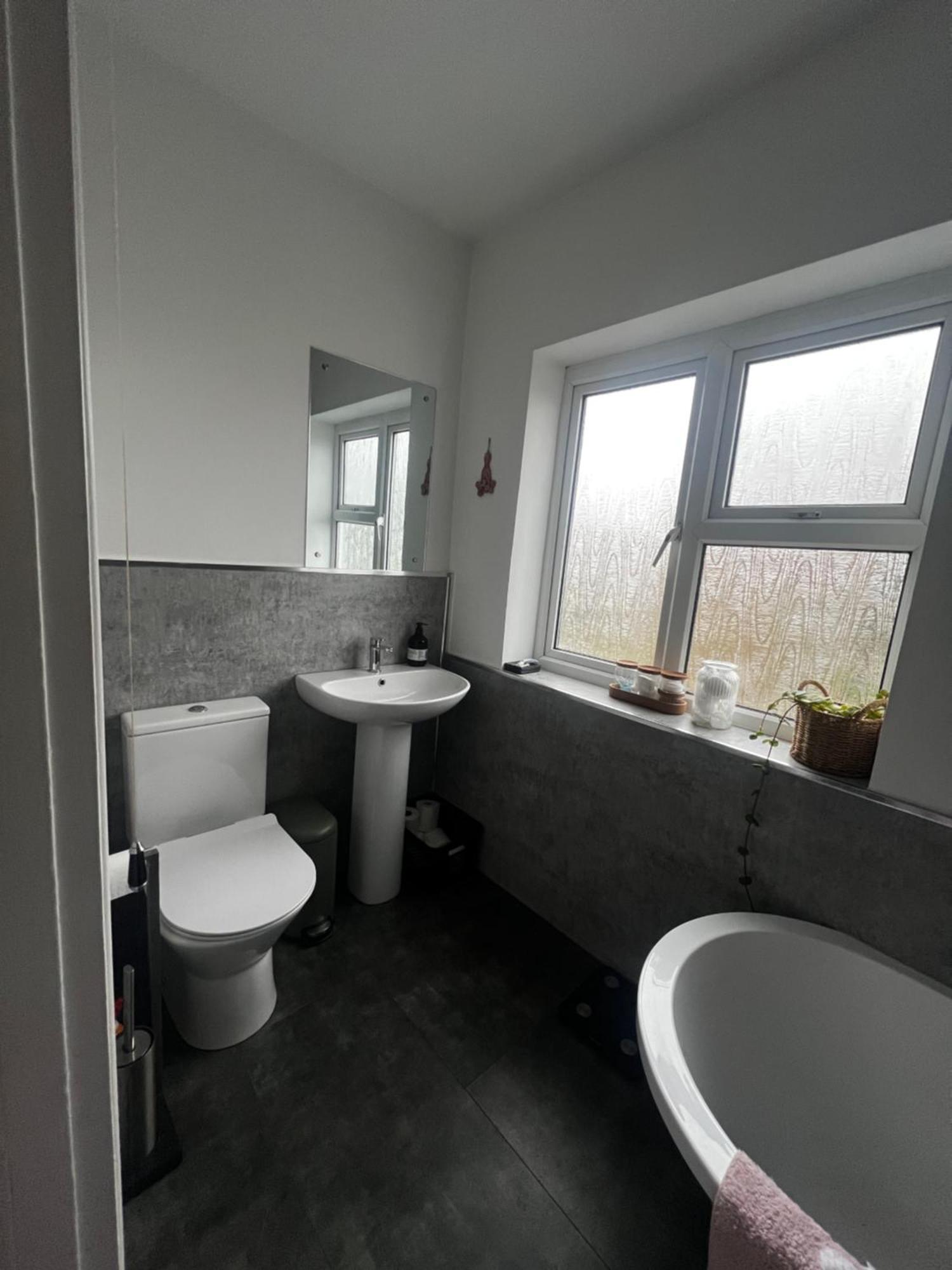 Warm And Cosy City Centre Home Near Train Station Chichester Exterior foto
